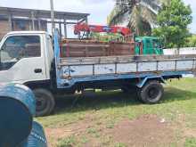 https://riyasewana.com/uploads/isuzu-350-palal-1981-1516341512832.jpg