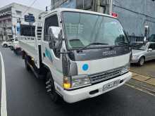 Isuzu ELF 2000 Lorry