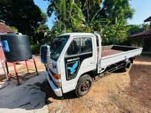 Isuzu ELF 1992 Lorry