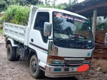 https://riyasewana.com/uploads/isuzu-4hf1-tipper-1316244317091.jpg