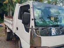https://riyasewana.com/uploads/isuzu-4hf1-tipper-51557236732.jpg