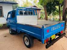 https://riyasewana.com/uploads/isuzu-4jg2-2117451222623.jpg