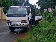 Isuzu 4WD 2000 Lorry