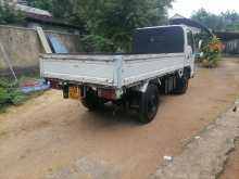 https://riyasewana.com/uploads/isuzu-akr-66-1996-58584312913.jpg