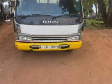 Isuzu APR 71L 4HG1 145 2001 Lorry