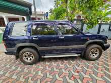 https://riyasewana.com/uploads/isuzu-big-horn-1993-2513555212743.jpg