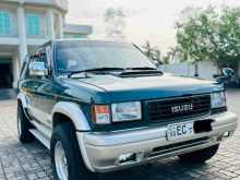 Isuzu Bighorn 1996 SUV