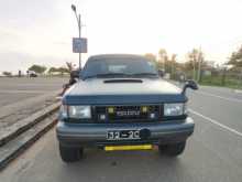Isuzu Bighorn Lotus 1985 SUV