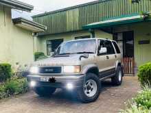 Isuzu Bighorn LS 1990 SUV