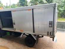 https://riyasewana.com/uploads/isuzu-body-2616335122893.jpg