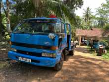 Isuzu Boom Truck 1989 Lorry