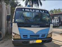 Isuzu Boom Truck 2012 Heavy-Duty