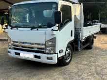 Isuzu Boom Truck 2013 Lorry