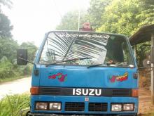 Isuzu Boom Truck 1984 Lorry