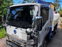Isuzu Boom Truck 2017 Lorry