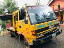 Isuzu Boom Truck 1988 Lorry