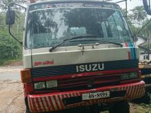 Isuzu Boom Truck 1992 Lorry