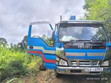 Isuzu Boom Truck 2006 Lorry