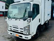 Isuzu Brand 10.5 Feet 2017 Lorry