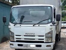 Isuzu Isuzu 2012 Lorry