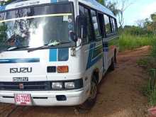 Isuzu Isuzu 1989 Bus