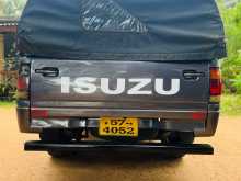 https://riyasewana.com/uploads/isuzu-cab-1995-1018013612524.jpg