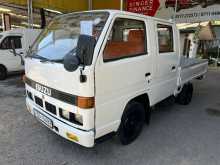 https://riyasewana.com/uploads/isuzu-crew-cab-1981-1116242712992.jpg