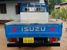 https://riyasewana.com/uploads/isuzu-crew-cab-914261824882.jpg