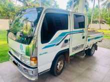 Isuzu Crow Cab 2000 Crew Cab