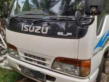 Isuzu ELF 1986 Crew Cab