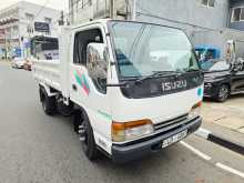 Isuzu ELF 2001 Lorry