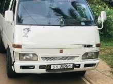 Isuzu Diga 1987 Van
