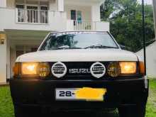 Isuzu Double Cab 1982 Pickup