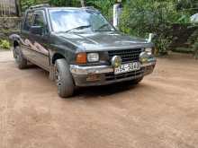 https://riyasewana.com/uploads/isuzu-double-cab-1993-414135712684.jpg