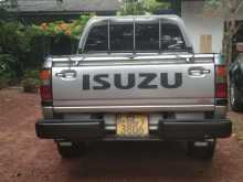 Isuzu Double Cab 2001 Pickup