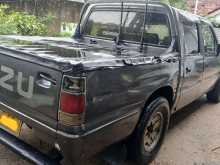 https://riyasewana.com/uploads/isuzu-double-cab-26935344922.jpg