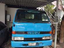 Isuzu Double Wheel 10.5 1980 Lorry