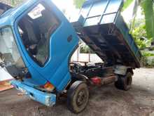 https://riyasewana.com/uploads/isuzu-dump-truck-23214604333.jpg