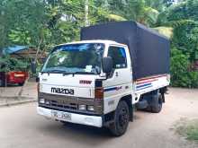 Isuzu Dyna 2000 Lorry