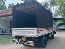 https://riyasewana.com/uploads/isuzu-dyna-2000-105090012333.jpg