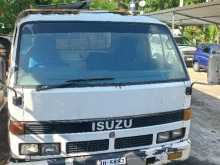 Isuzu ELF 1980 Lorry