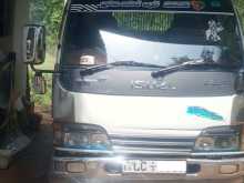 Isuzu ELF 2002 Lorry