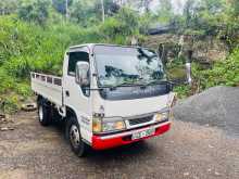 Isuzu ELF 10.5 Ft 2003 Lorry