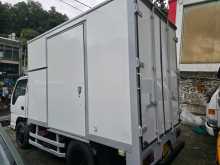 https://riyasewana.com/uploads/isuzu-elf-10-5-2007-2113210012583.jpg