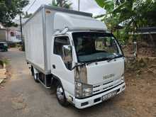 Isuzu ELF 10.5 Feet Aluminium Closed Body 2016 Lorry