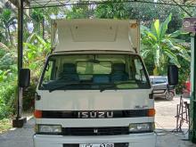 Isuzu ELF 2002 Lorry