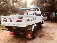 Isuzu Elf 1976 Lorry