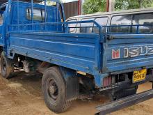Isuzu ELF 1980 Lorry