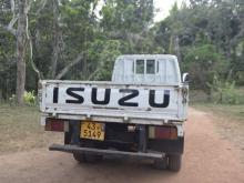 https://riyasewana.com/uploads/isuzu-elf-111813306955.jpg