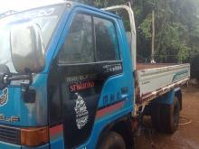 Isuzu ELF 1982 Lorry
